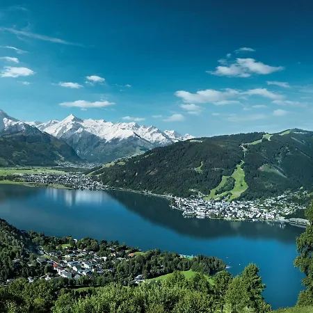 Апартаменты Mountain And Lake Xl Целль-ам-Зе