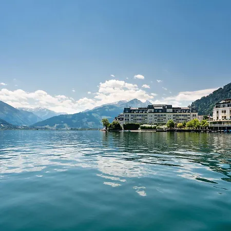 Mountain And Lake Xl *